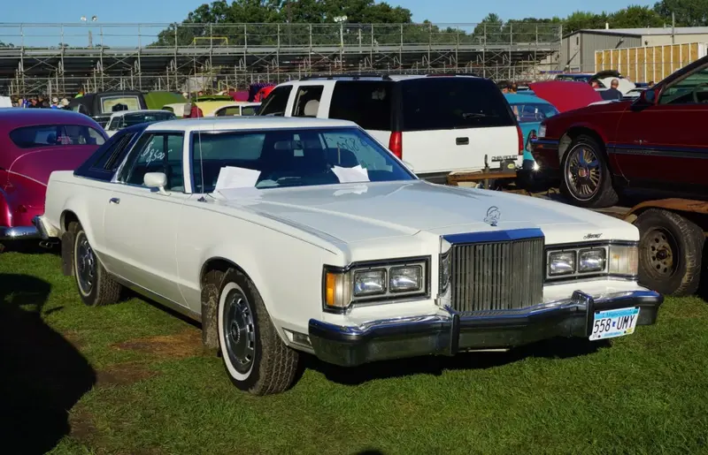 Mercury Cougar Cougar IV (XR7)
