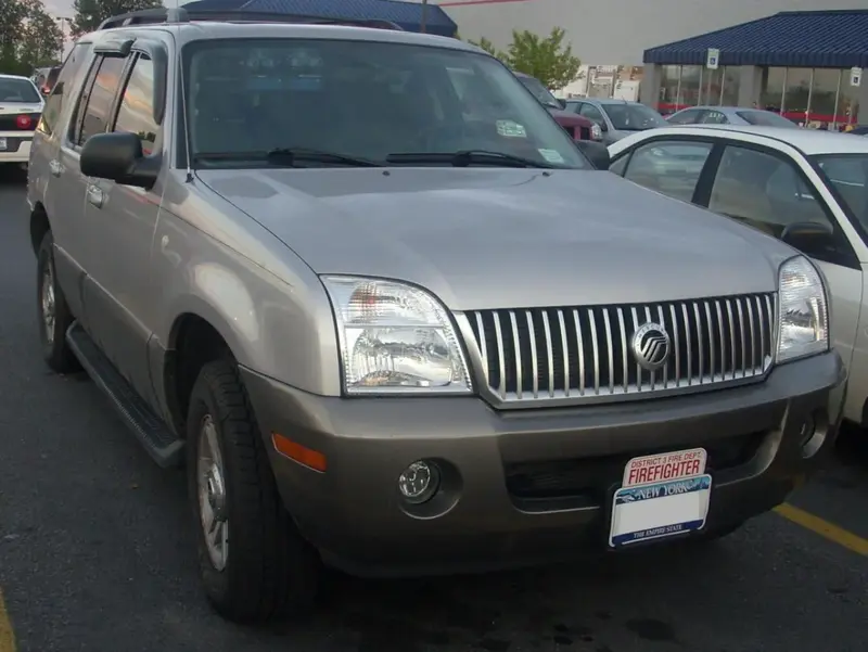 Mercury Mountaineer - 2