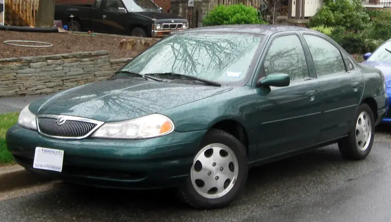 Mercury Mystique - 2