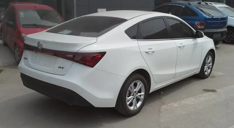 MG GT - 2