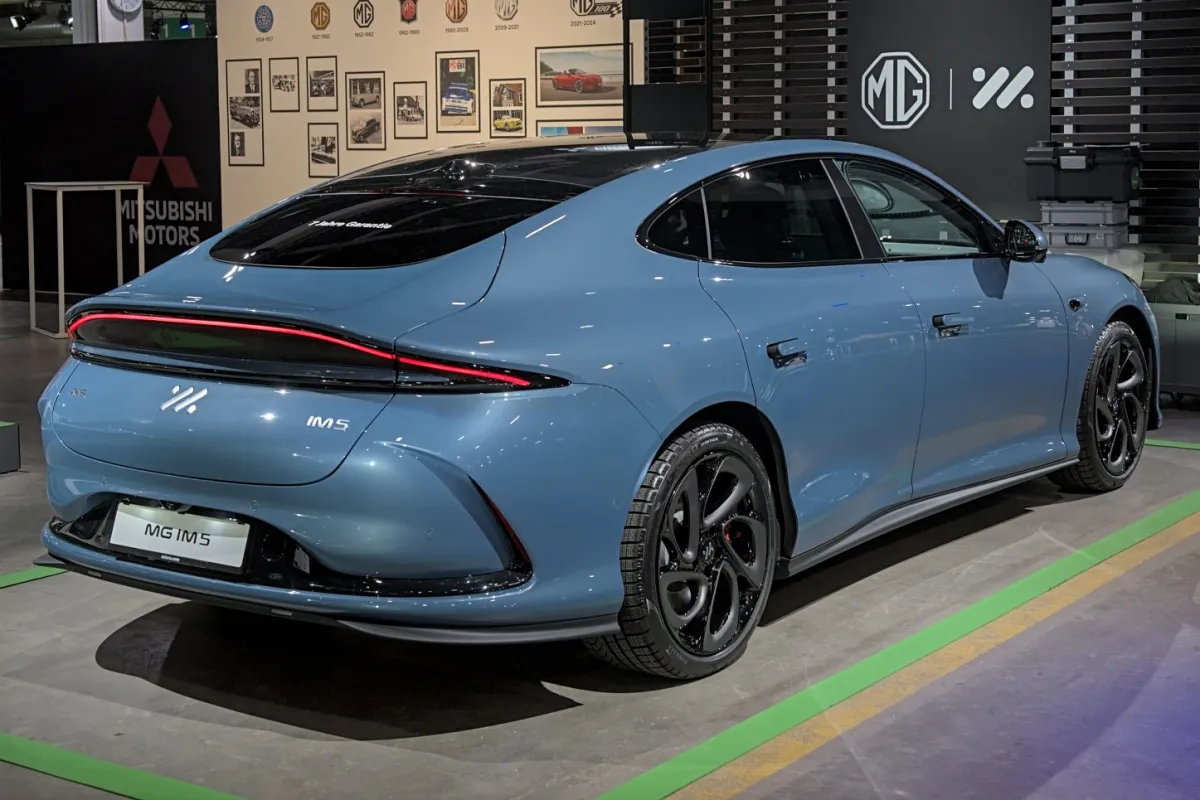 MG IM5 IM5 100 kWh (407 bg) - görsel 2