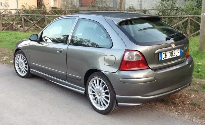 MG ZR - 4