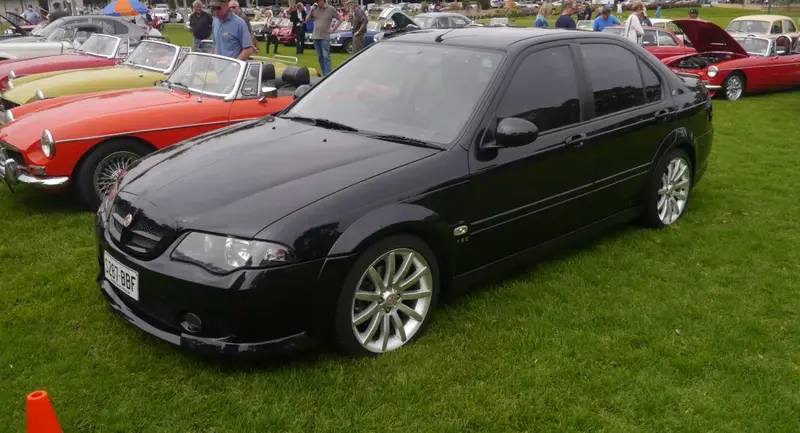 MG ZS - 3