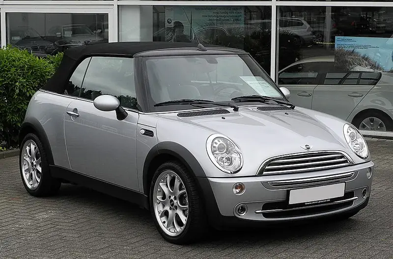 Mini Convertible - 4