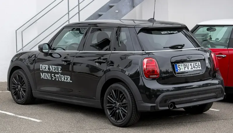Mini Hatch - 2