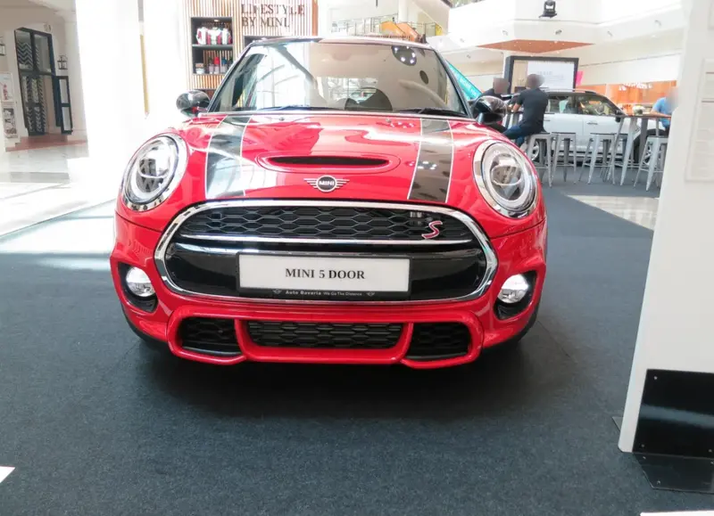 Mini Hatch - 3