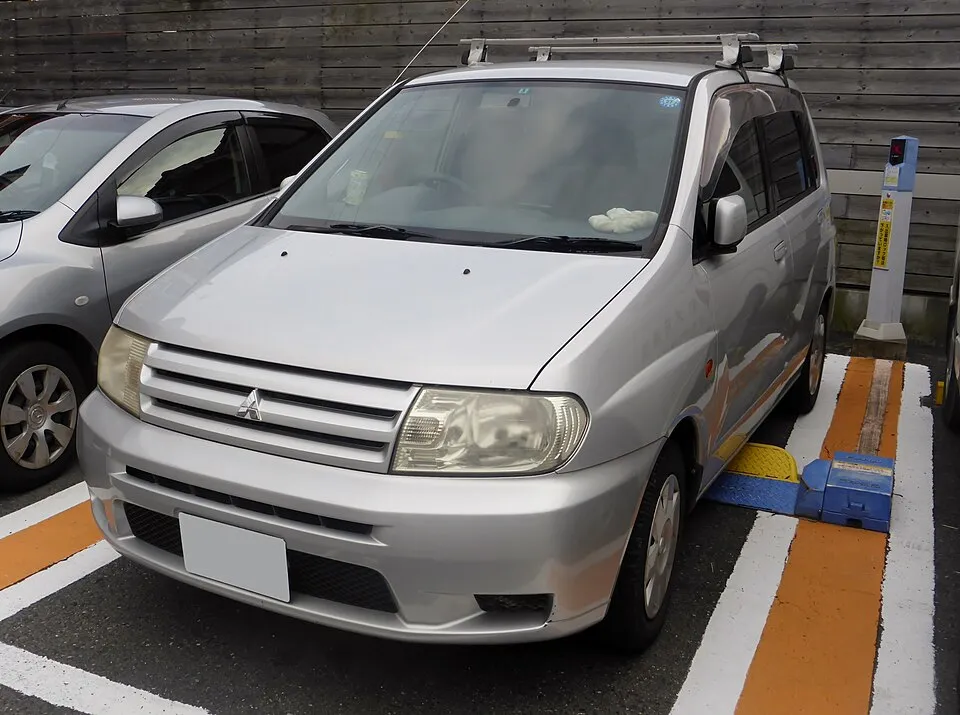 Mitsubishi Mirage