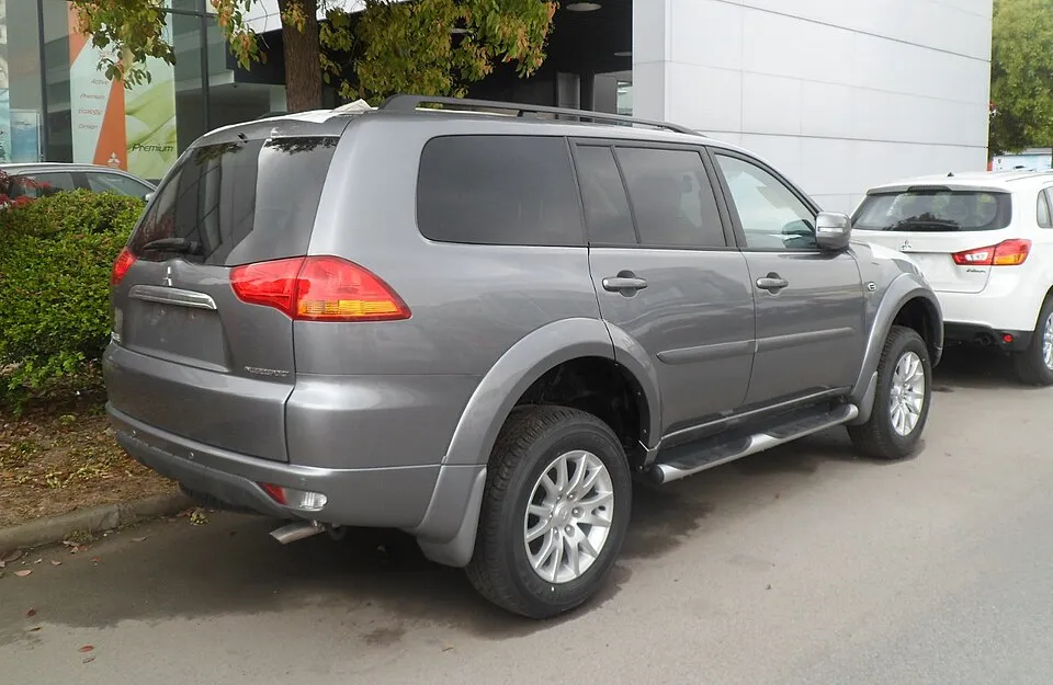 Mitsubishi 3
