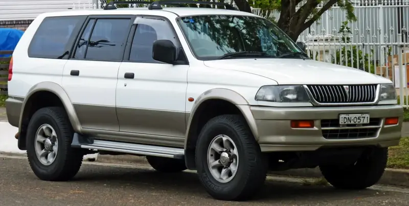 Mitsubishi Challenger - 2