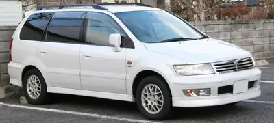 Mitsubishi Chariot Chariot Grandis (N11)