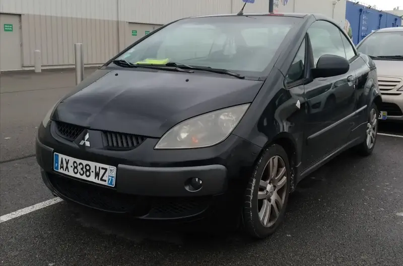 Mitsubishi Colt - 5