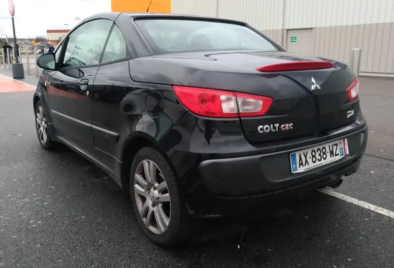 Mitsubishi Colt - 6