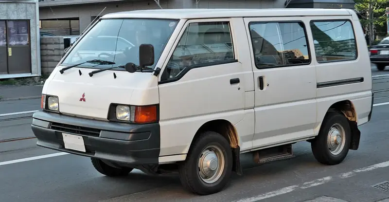 Mitsubishi Delica Delica (L300)