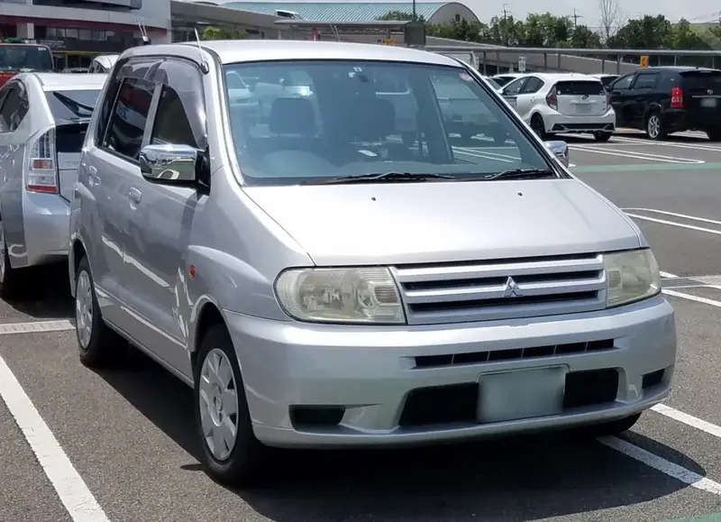 Mitsubishi Dingo Dingo (CJ)