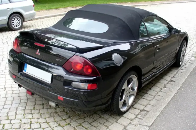 Mitsubishi Eclipse - 2
