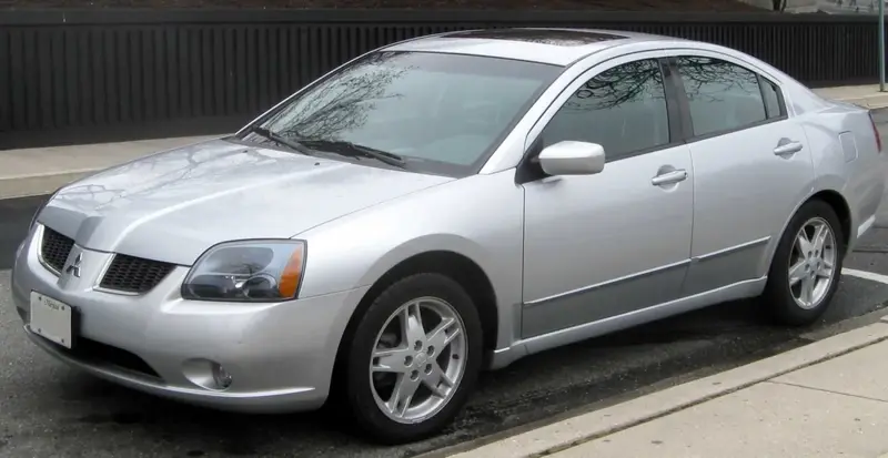 Mitsubishi Galant - 3