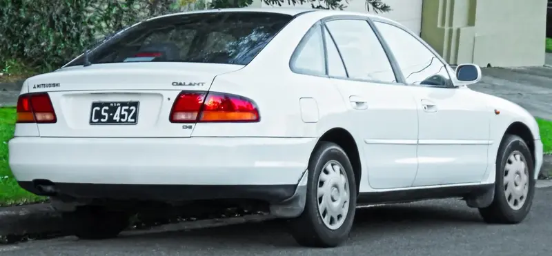Mitsubishi Galant - 2