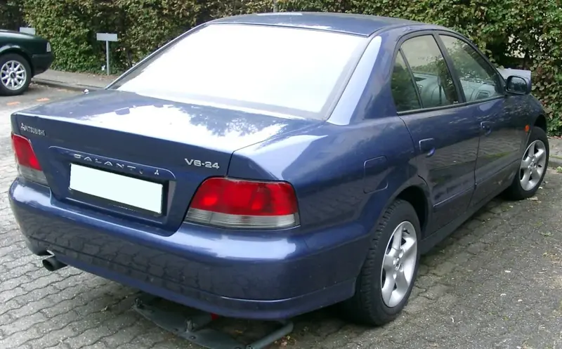 Mitsubishi Galant - 2