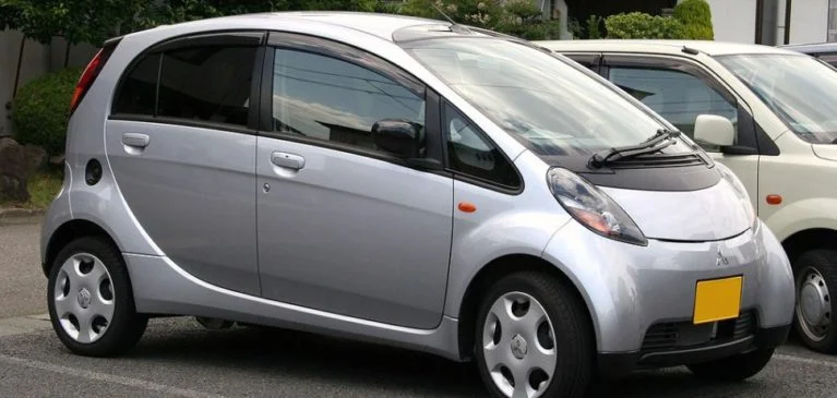 Mitsubishi i i (HA1W)