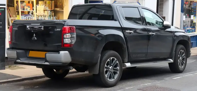Mitsubishi L200 - 2