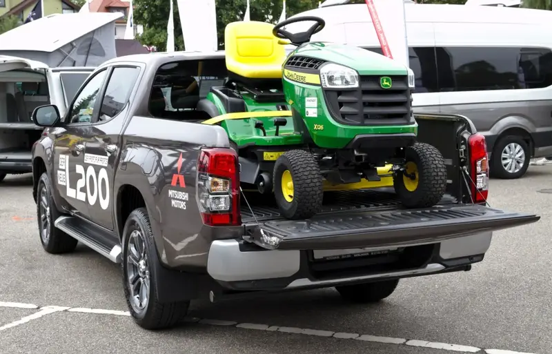 Mitsubishi L200 - 4