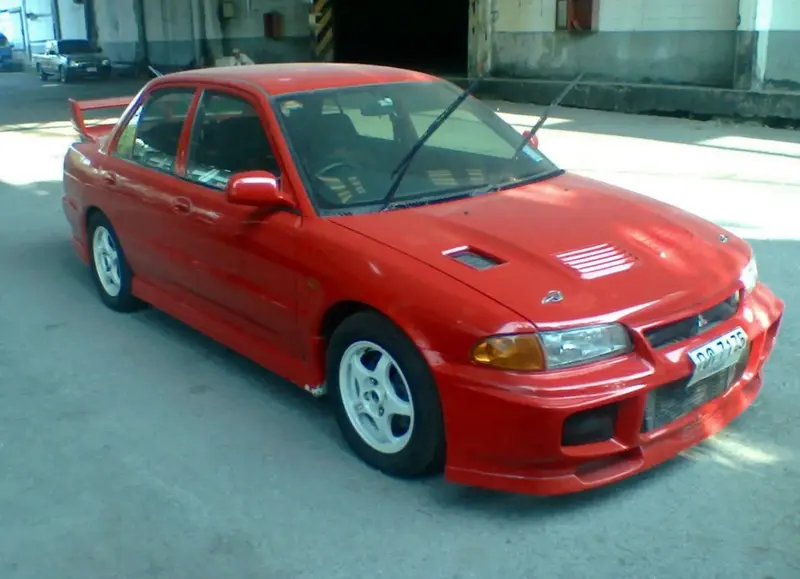 Mitsubishi Lancer Evolution - 4