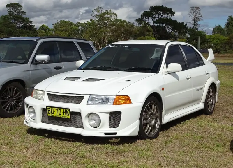 Mitsubishi Lancer Evolution - 2