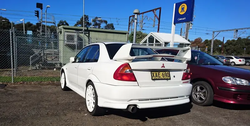 Mitsubishi Lancer Evolution - 6
