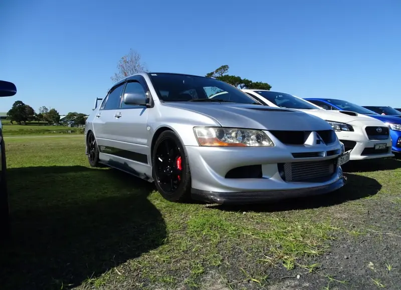 Mitsubishi Lancer Evolution - 4
