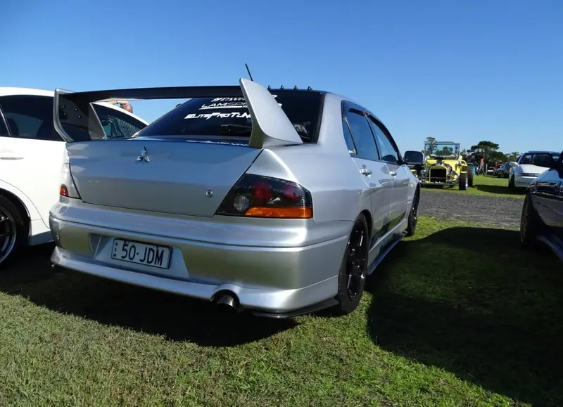 Mitsubishi Lancer Evolution - 6