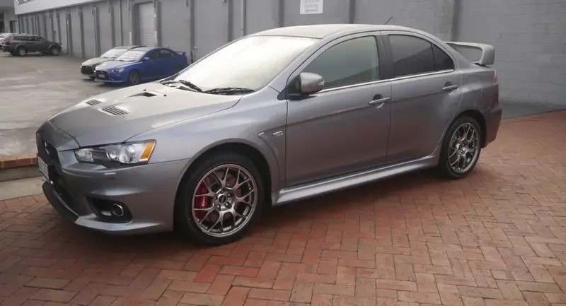 Mitsubishi Lancer Evolution - 5