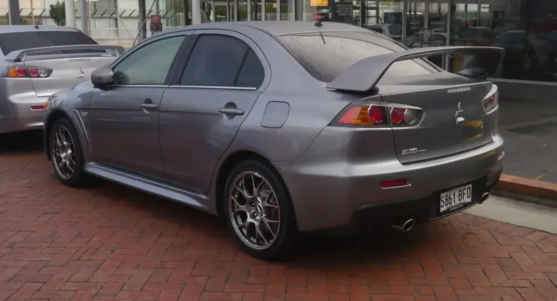 Mitsubishi Lancer Evolution - 6