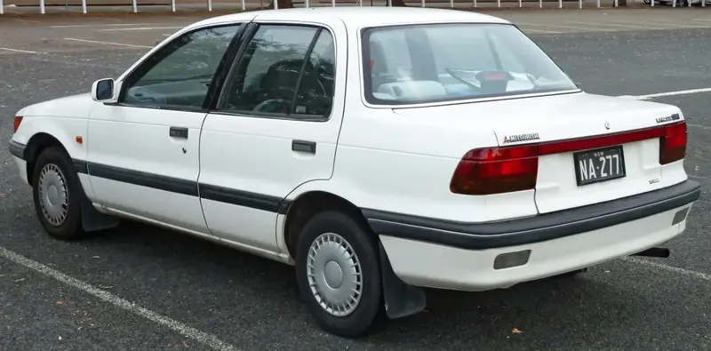 Mitsubishi Lancer - 3