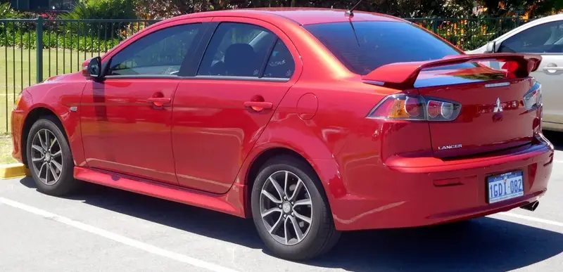 Mitsubishi Lancer - 4