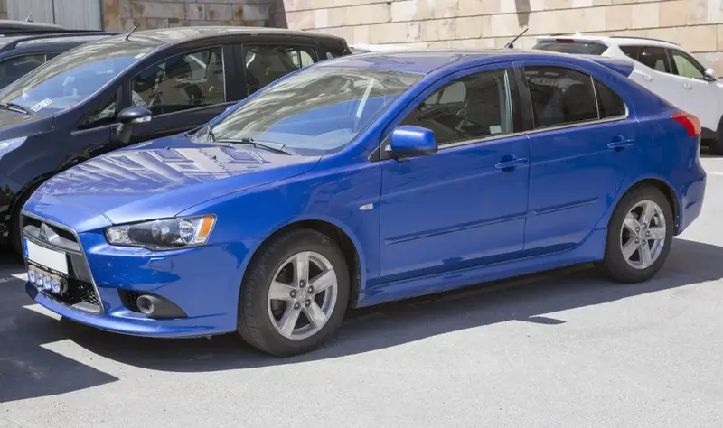 Mitsubishi Lancer - 6