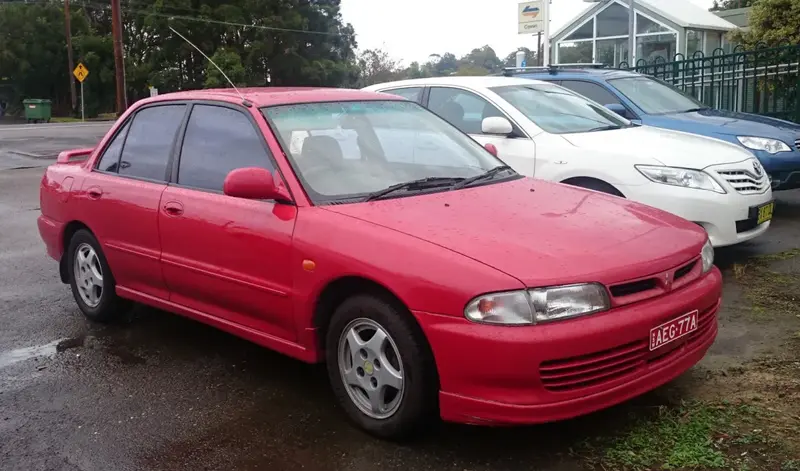Mitsubishi Lancer - 2