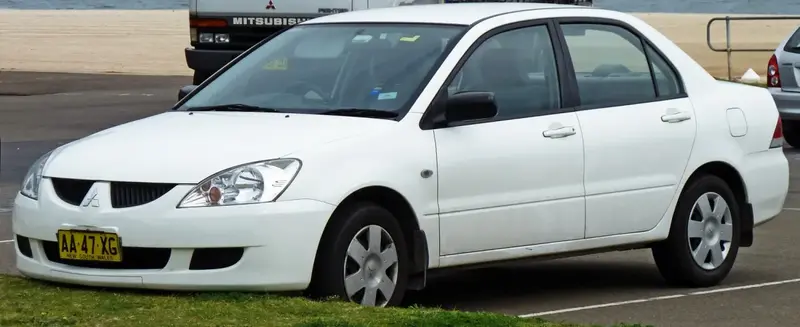 Mitsubishi Lancer - 3