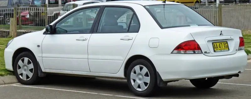 Mitsubishi Lancer - 4