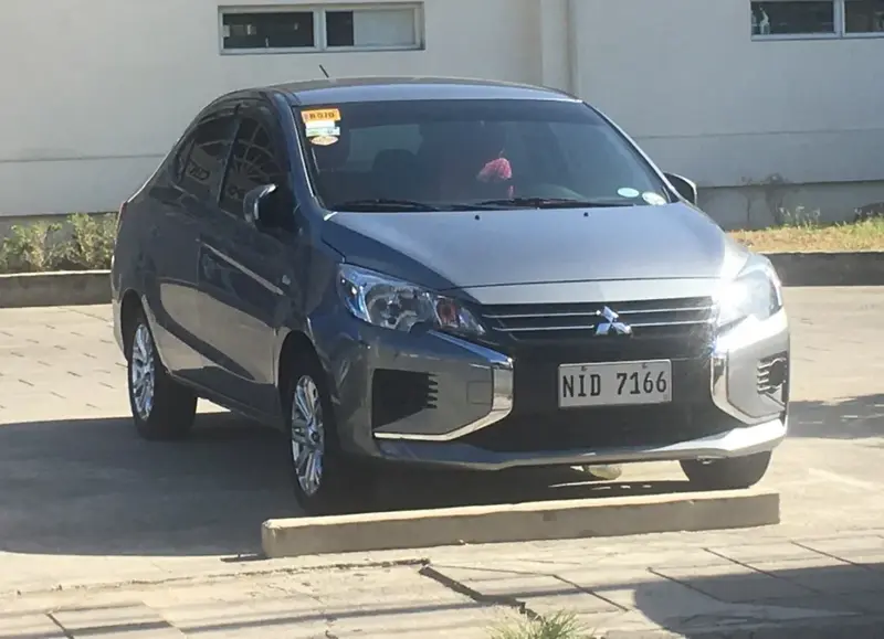 Mitsubishi Mirage - 4