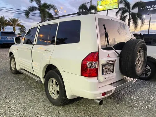 Mitsubishi Montero Montero