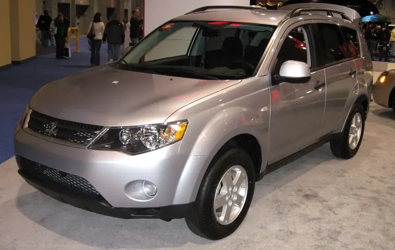 Mitsubishi Outlander Outlander II