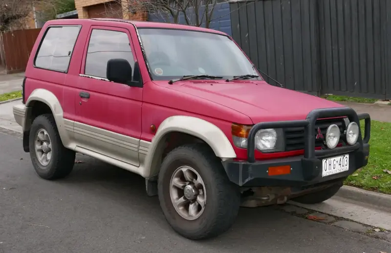 Mitsubishi Pajero - 5