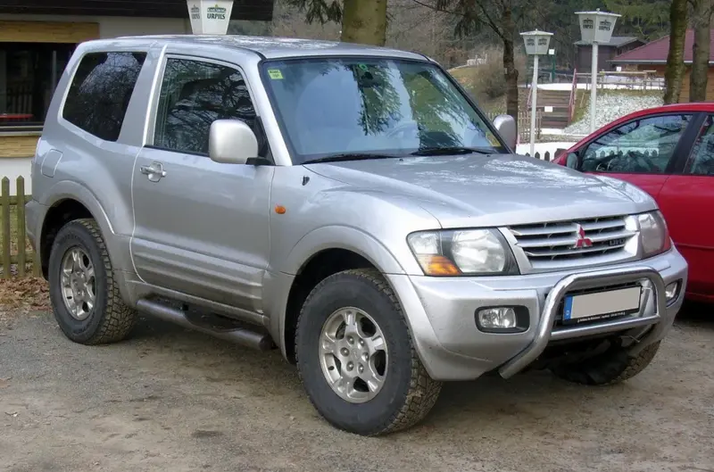 Mitsubishi Pajero - 5
