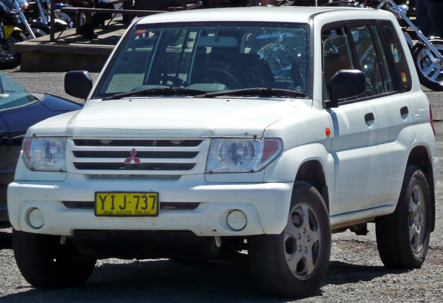 Mitsubishi Pajero Pajero IO (H60)