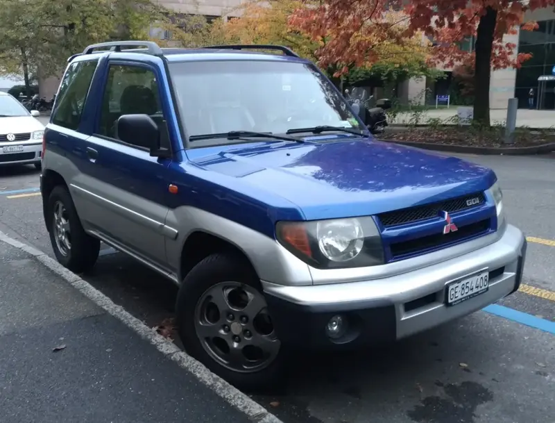 Mitsubishi Pajero Pajero Pinin (H60)