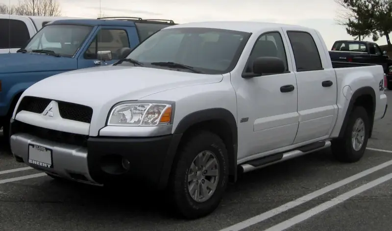 Mitsubishi Raider Raider