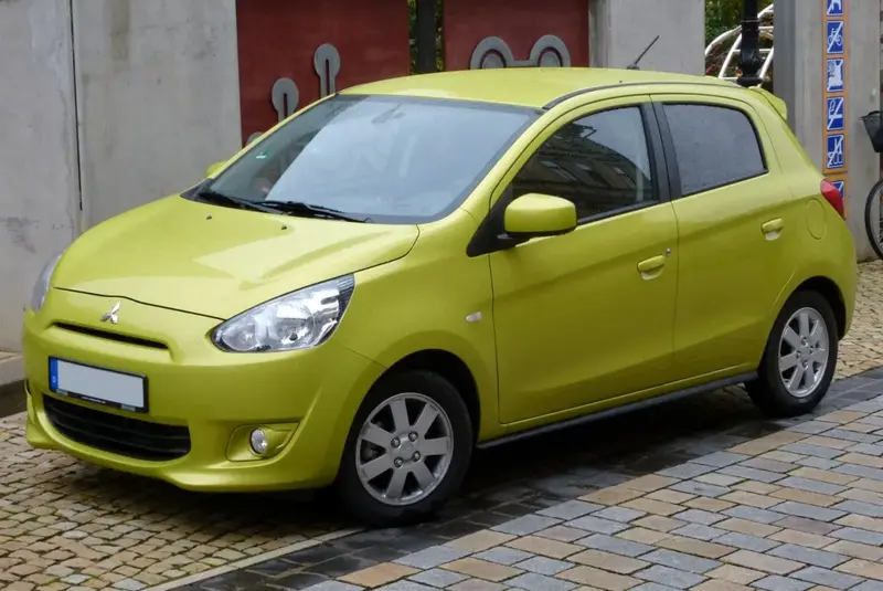 Mitsubishi Space Star Space Star (2012)
