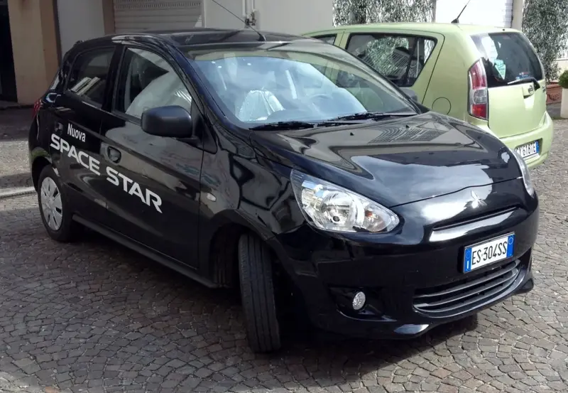 Mitsubishi Space Star - 3