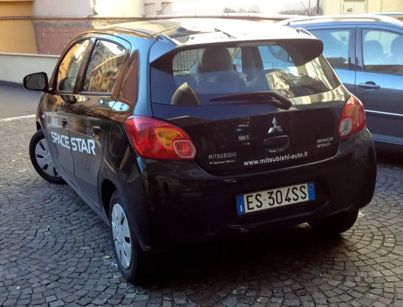 Mitsubishi Space Star - 4