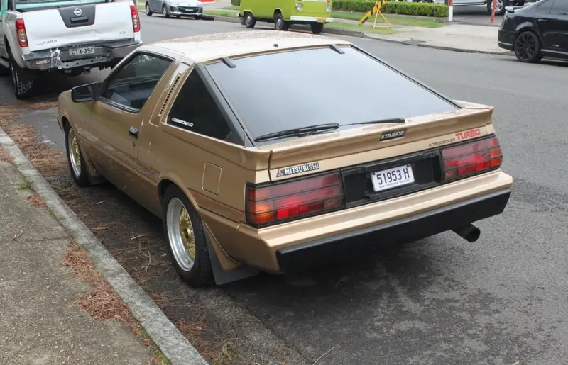 Mitsubishi Starion - 3